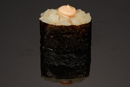 Гункан Спайси-гребешок