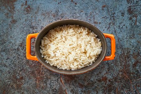 Пряный рис с луком фри