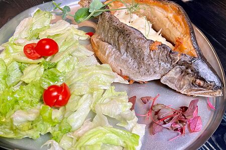 Фирменная запечённая форель