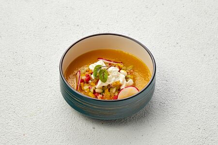 Гаспачо из жёлтых томатов