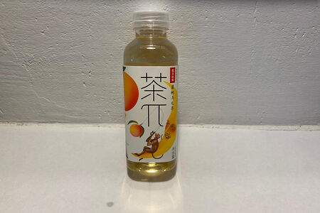 Китайский безалкогольный напиток Каншифу со вкусом улуна с медовым персиком