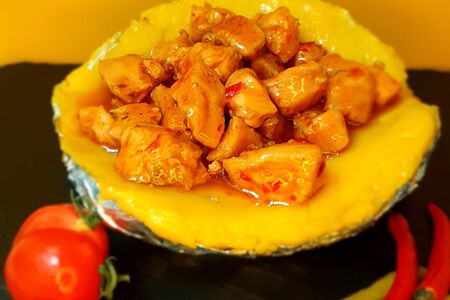 Картошка с курицей Свит Чили