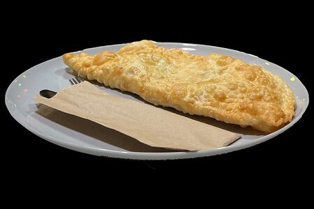 Чебурек с вишней