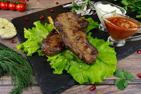 Шашлык из телятины на кости