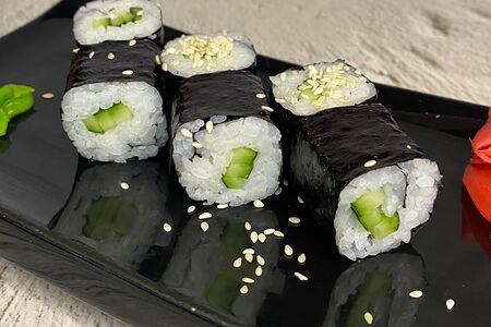 Маки Огурец