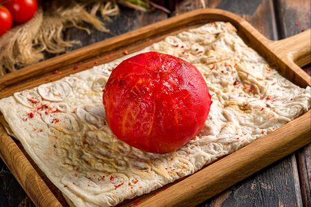 Помидор на мангале