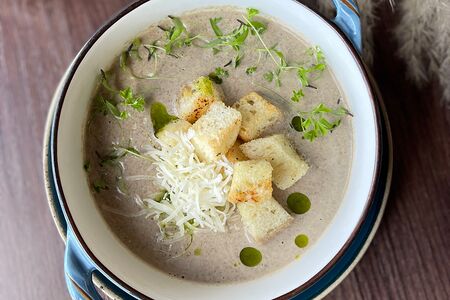 Грибной суп с белыми грибами