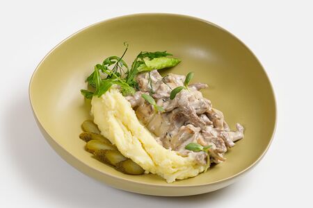 Бефстроганов