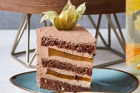 Торт шоколадная маракуйя