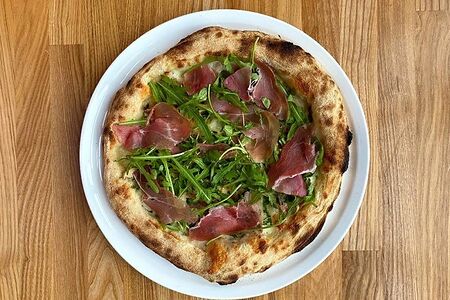 Пицца Прошутто и руккола