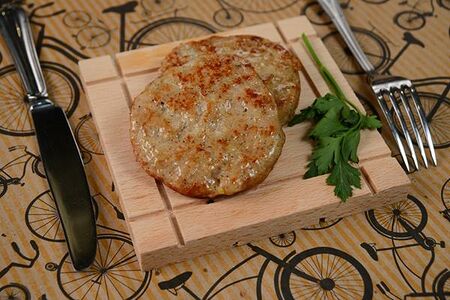 Котлета куриная жареная