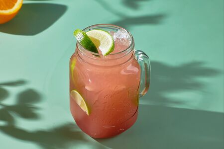 Лимонад клубничный