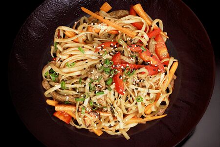 Лапша вок со свининой