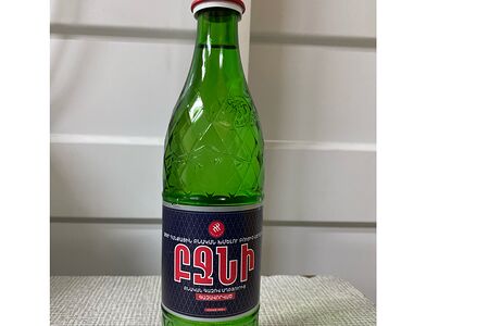 Вода газированная Бжни