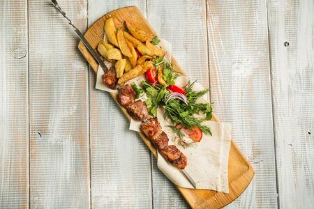 Шашлык из свинины с картофелем