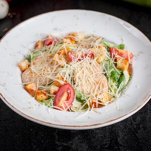 Цезарь с куриным филе