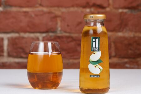 Il Primo Яблоко