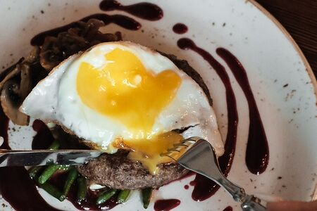 Бифштекс из мраморной говядины