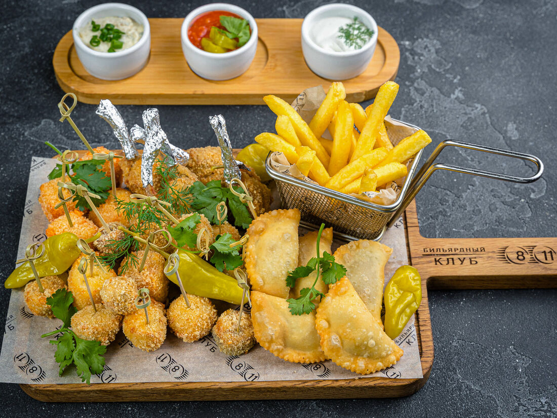 Бильярдный клуб 811