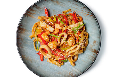 Удон с морепродуктами