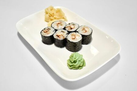 Классический с угрем