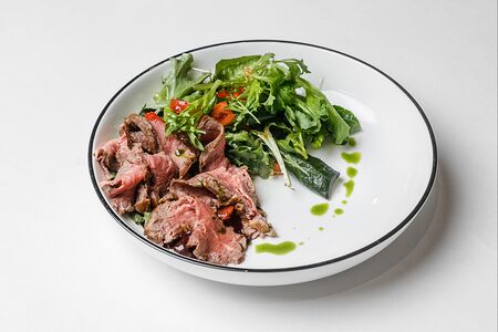 С ростбифом и вялеными томатами