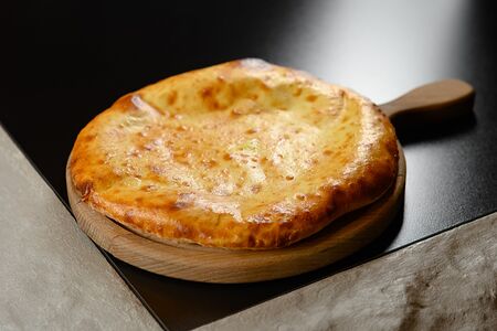 Хачапури по-имеретински фирменное