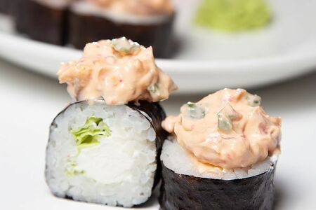 Айсберг с тунцом