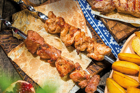 Шашлык из cвинoй шейки