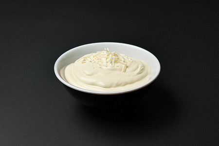 Белый сырный