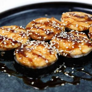 Запеченный ролл с мидиями 6 шт