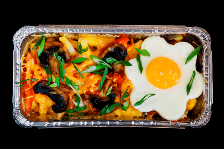 Роял фри с беконом, грибами и яйцом