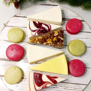 6 чизкейков и 6 французских макаронс