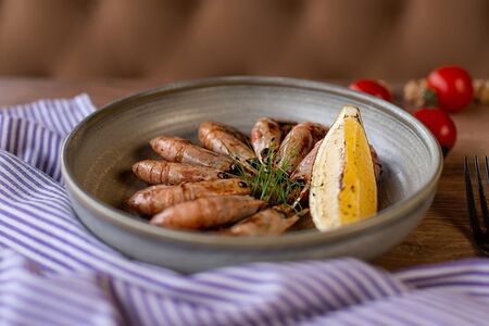 Креветки жареные 