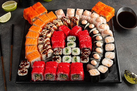 На компанию