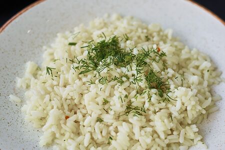 Рис отварной с зеленью