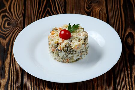 Оливье с говядиной