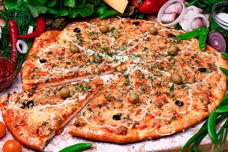 Пицца Свиная - свинина, грибы, помидоры