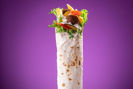 Арабская шаверма с фалафелем