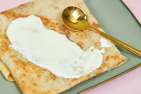 Блин со сметаной