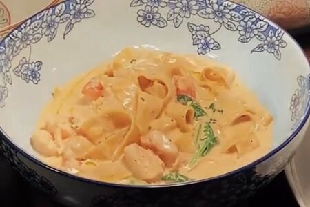 Паппарделле Альфредо с цыпленком