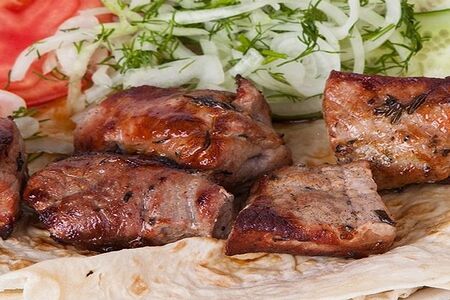 Шашлык из cвинoй шеи