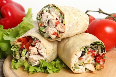 Шаурма с мясом курицы