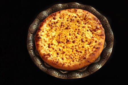 Открытый пирог Сырное ассорти