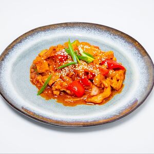 Куриная грудка с овощами