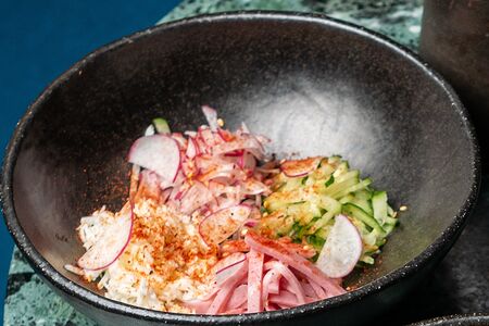 Окрошка на мацони с креветкой