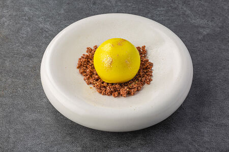 Кокосовый мусс с манго конфи