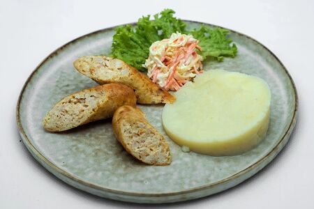 Колбаса куриная Касл Паб