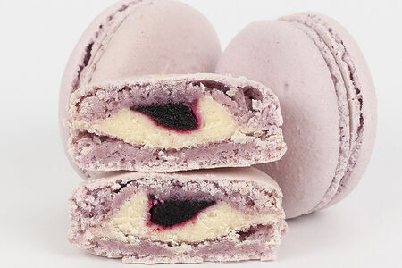 Макарон Лаванда-жимолость