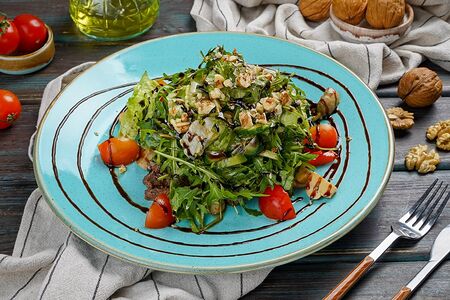 Салат с куриной печенью